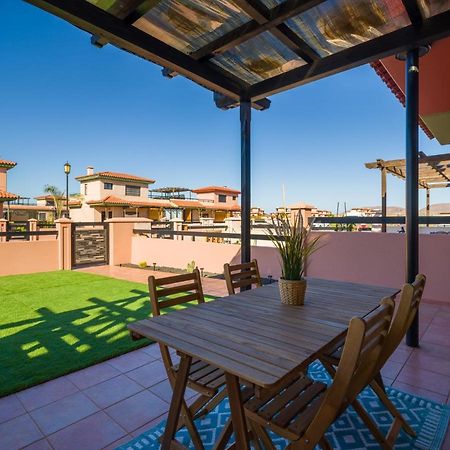Private Terrace Majanicho Home -Garden & Pool La Oliva Ngoại thất bức ảnh