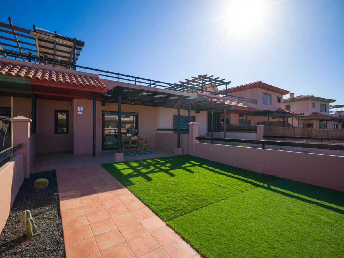 Private Terrace Majanicho Home -Garden & Pool La Oliva Ngoại thất bức ảnh